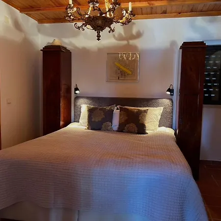 Stunning In - Near Golf & Villa